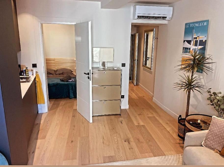 Massena Street, 2 Rooms Balcony Nice Luaran gambar